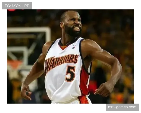 埃尔顿·布兰德内线强攻效率提升显著 拉开球队禁区威胁